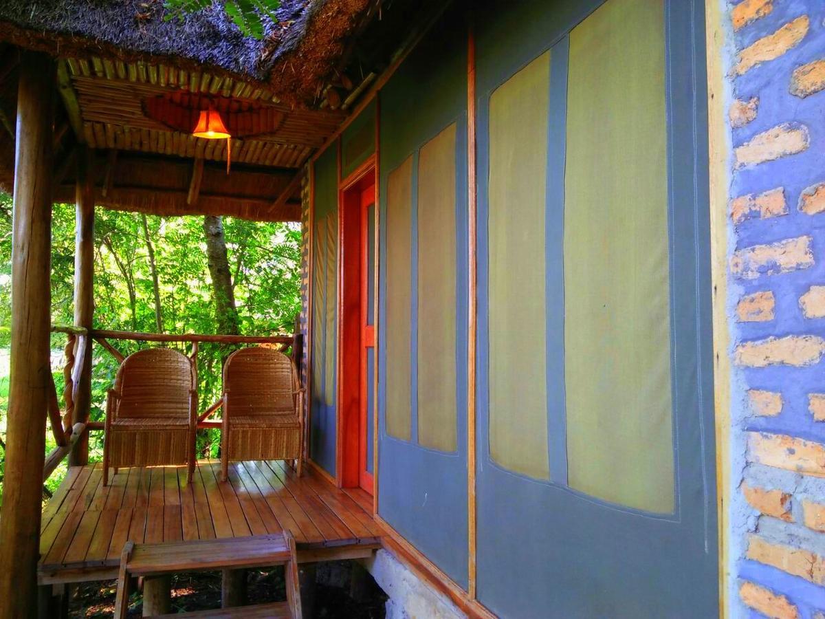 Irungu Forest Safari Lodge Katunguru Kültér fotó